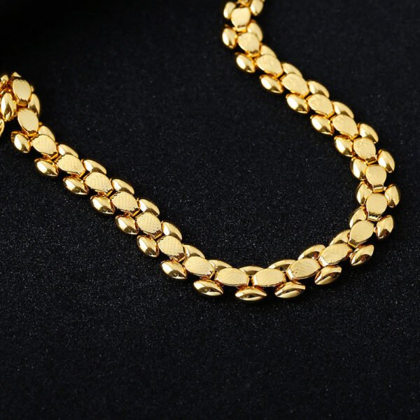 Men's gold‑coloured bracelet — details required product photo 3 | Glossy.pk Pakistan