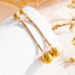 European and American cross-border hot wholesale gold bead tassel chain hip-hop style popular titanium steel earrings jewelry set