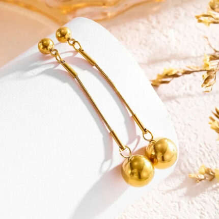 European and American cross-border hot wholesale gold bead tassel chain hip-hop style popular titanium steel earrings jewelry set