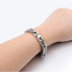 temu cross-border domineering titanium steel jewelry buckle bracelet simple stainless steel European and American style Cuban chain bracelet spot wholesale Glossy.pk