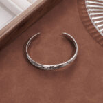 New vintage wave braided bracelet open personality ins cold wind distressed simple hollow irregular bracelet