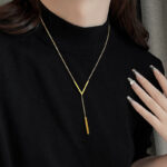 Temperament V-shaped long pendant simple necklace women's personality versatile clavicle chain niche design sense sweater chain wholesale