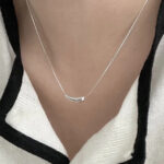 2024 new women's light luxury niche hip hop decoration clavicle chain sweater accessories ins cold style double necklace Glossy.pk