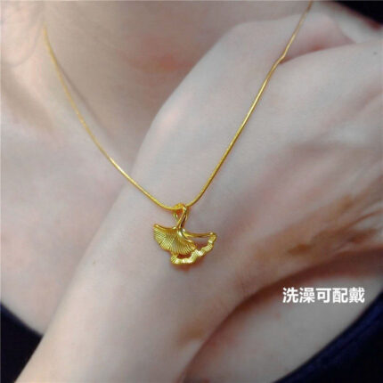 Necklace female Sansheng is fortunate to have ginkgo biloba necklace versatile commuter clavicle chain factory direct sales Glossy.pk