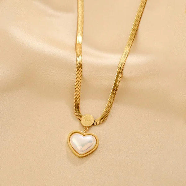 Classical Snake Chain Heart Pendant — Stainless Steel product photo 4 | Glossy.pk Pakistan