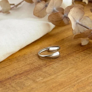 Adjustable Curved Ring — Silver Stainless Steel