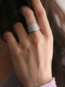Antique Chunky Adjustable Ring — Silver-tone product photo 3 | Glossy.pk Pakistan