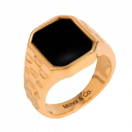 Vintage black ring