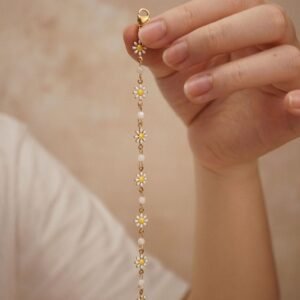 Flower Bracelet product photo 3 | Glossy.pk Pakistan