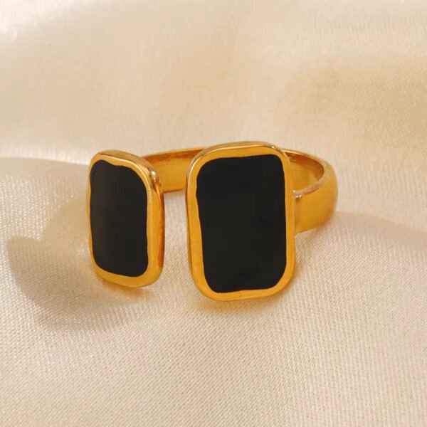 Black & white ring adjustable anti-tarnish jewellery from Glossy.pk, Lahore