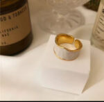 Gold ring black & white - Image 4