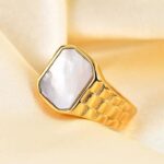 Vintage white square ring - Image 4