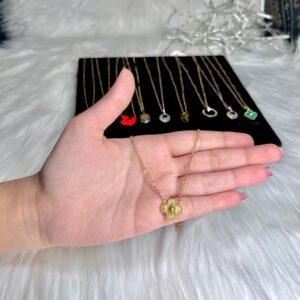 Golden Vancleef-style Necklace