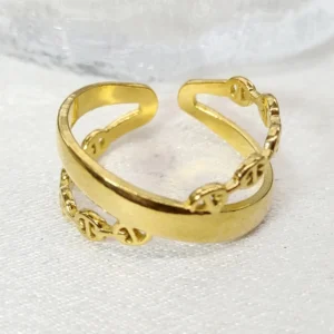 Adjustable Criss-Cross Ring — Gold