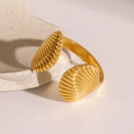 Sea shell chunky adjustable ring