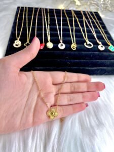 Golden Vancleef-style Necklace product photo 2 | Glossy.pk Pakistan