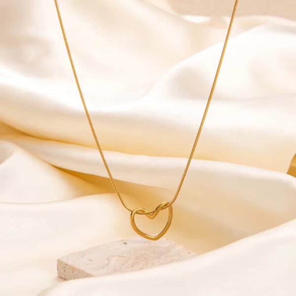 Heart combo anti-tarnish jewellery from Glossy.pk, Lahore