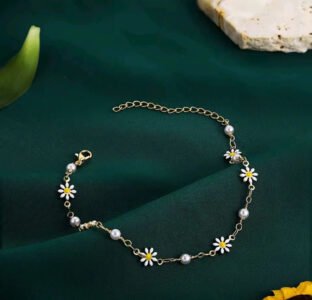 Flower Bracelet — jewellery from Glossy.pk, Pakistan