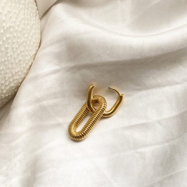 Afagato 2-in-1 Earring product photo 4 | Glossy.pk Pakistan