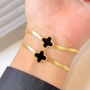 Clover Snake Chain Bracelet