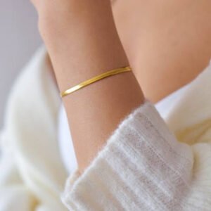 Snake Chain Bracelet product photo 2 | Glossy.pk Pakistan