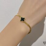 Clover snake chain bracelet - Image 3