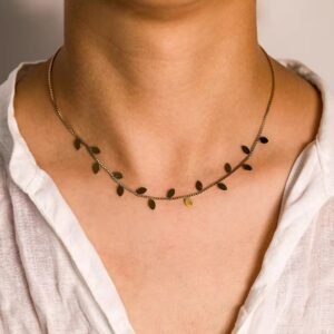 Leaf Flower Necklace product photo 3 | Glossy.pk Pakistan