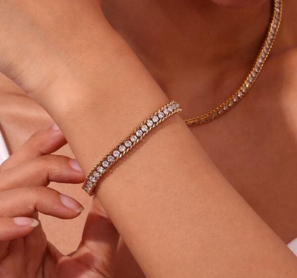 Luster Necklace product photo 4 | Glossy.pk Pakistan