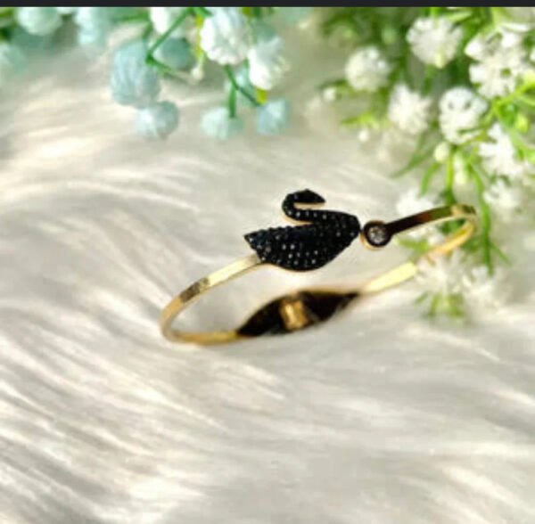 Single Swan Bracelet (Gold‑tone look) — jewellery from Glossy.pk, Pakistan