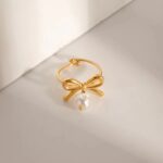 Bow style ring with pearl - Image 5