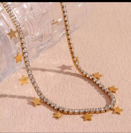 Stone star necklace