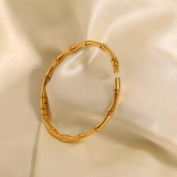 New Trending Stainless Steel Cuff product photo 2 | Glossy.pk Pakistan