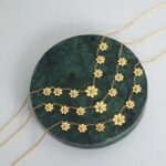 7 pc flower Necklace-Pendent- GOLD - Image 3
