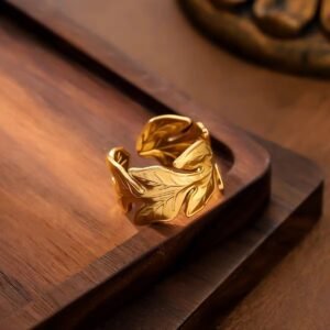 Chunky Leafy Adjustable Ring