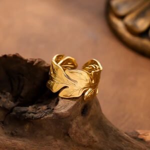 Chunky Leafy Adjustable Ring product photo 3 | Glossy.pk Pakistan