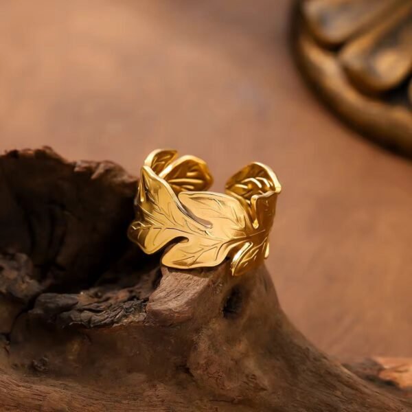 Chunky Leafy Adjustable Ring product photo 3 | Glossy.pk Pakistan