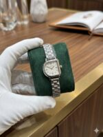 Cartier Ladies Watch - Image 2