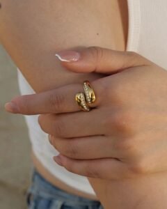Adjustable Single-Stone Ring — jewellery from Glossy.pk, Pakistan