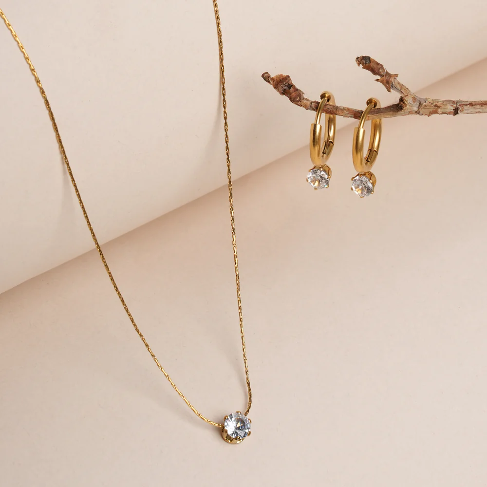 DSC02780copy Trendy Diamond Set - Image 1