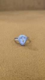 Beauty  Leaf zircon Stone RING - Image 2