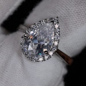 Leaf-Detail Stone Ring — Women's Stainless Steel