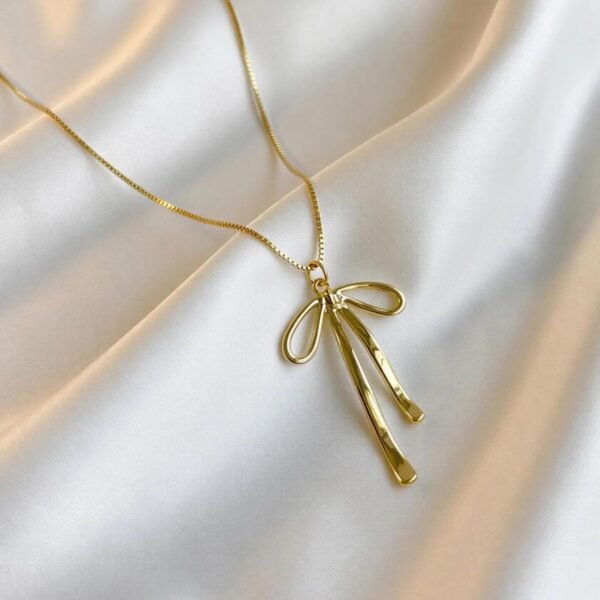 Bow Knotted Pendent anti-tarnish jewellery from Glossy.pk, Lahore