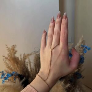 Classic Heart Hand Chain — Style 2
