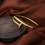 5pcs Hand cuff and Bracelet Combo - Image 5