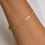 5pcs Hand cuff and Bracelet Combo - Image 7