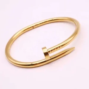 3pc Bow & Cartier-style Hand Set product photo 4 | Glossy.pk Pakistan