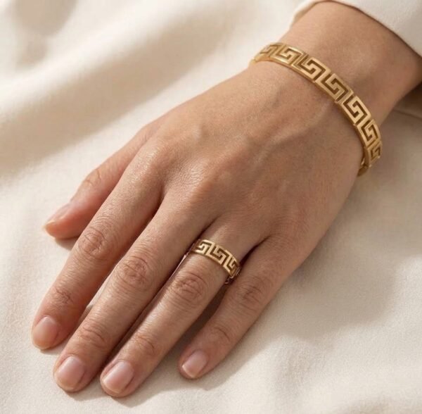 Hand Cuff Combo