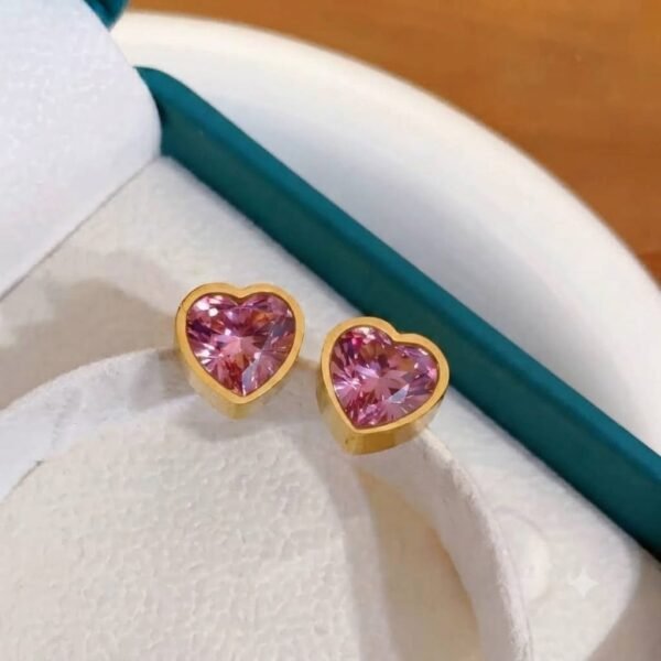 Anti-Tarnish Zircon Studds