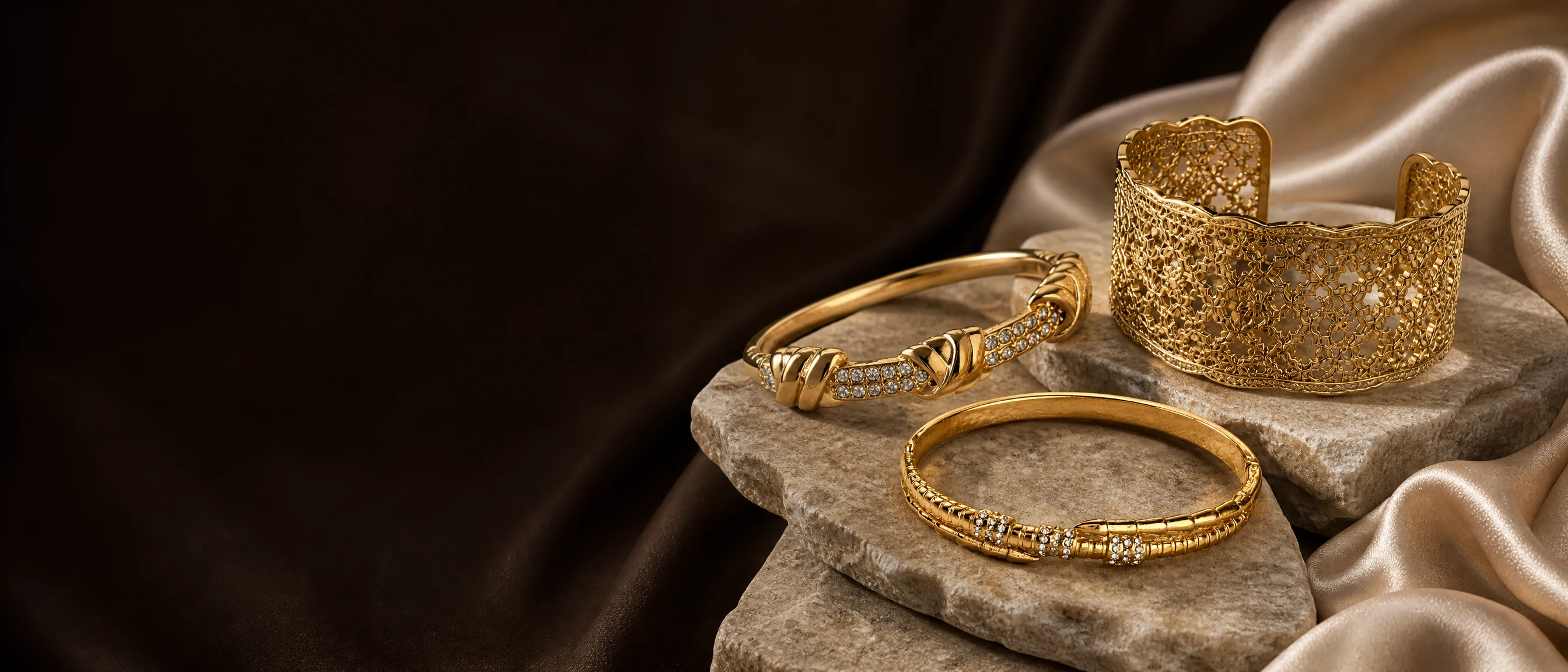 Bangles at Glossy.pk